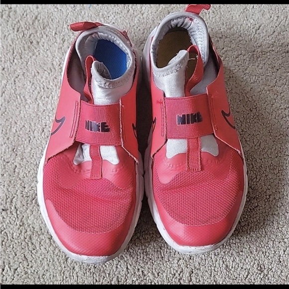 Boys Nike Flex Runner Sz 2 - Picture 1 of 4